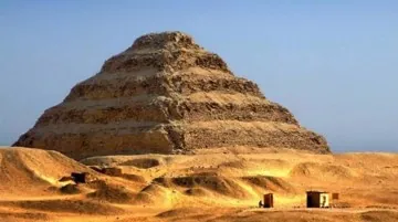 Dahshur, Sakkara and Memphis Tours